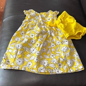 6 month - Carters - baby girl short sleeve shirt - yellow with white flowers
